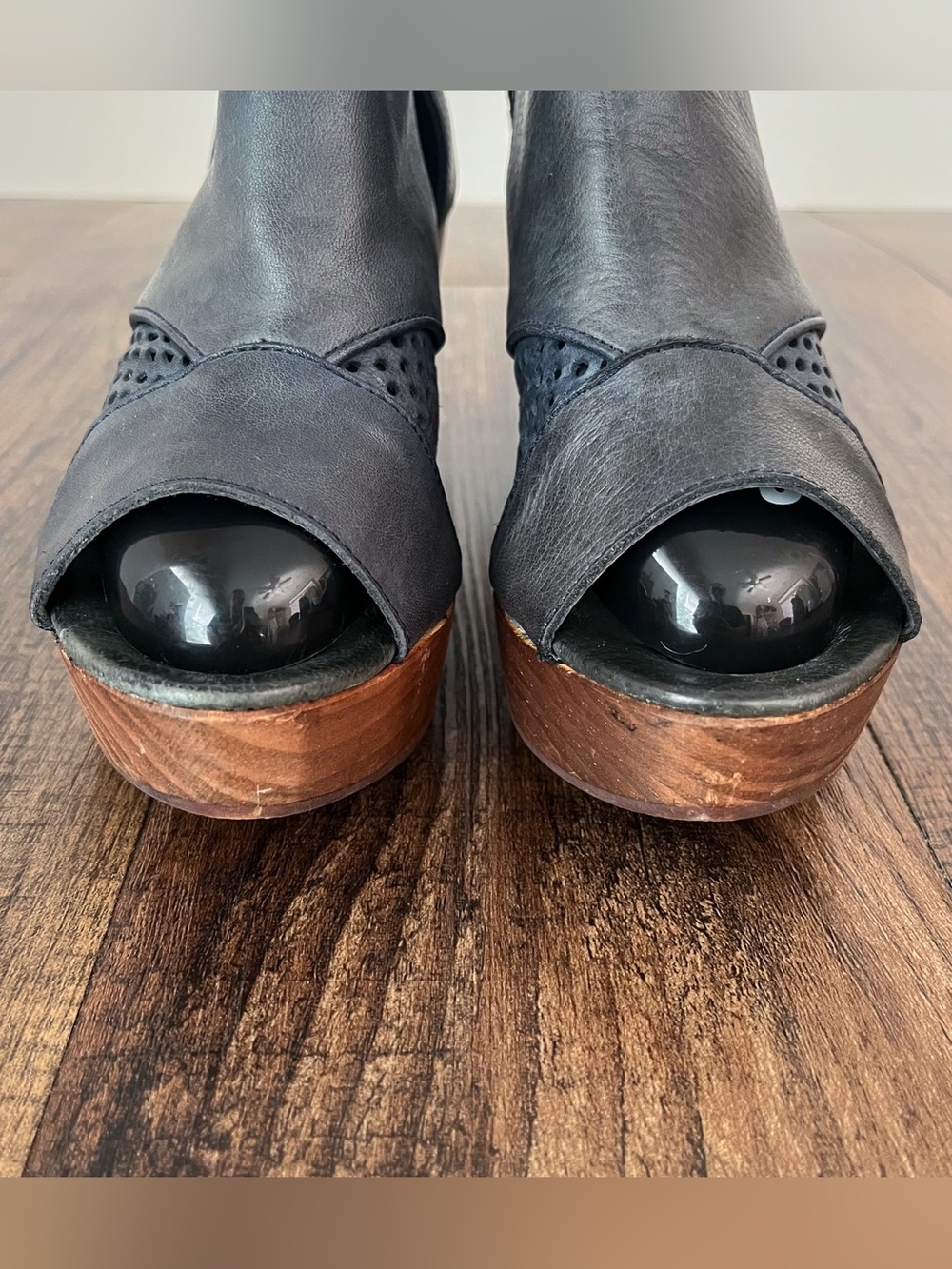 Free People Revolver Leather Clog Heeled Sandal Lace Up Back Boho Size 6.5 EU 37 - Picture 4 of 15